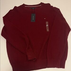 Tommy Hilfiger Men's Burgundy Crewneck Sweater